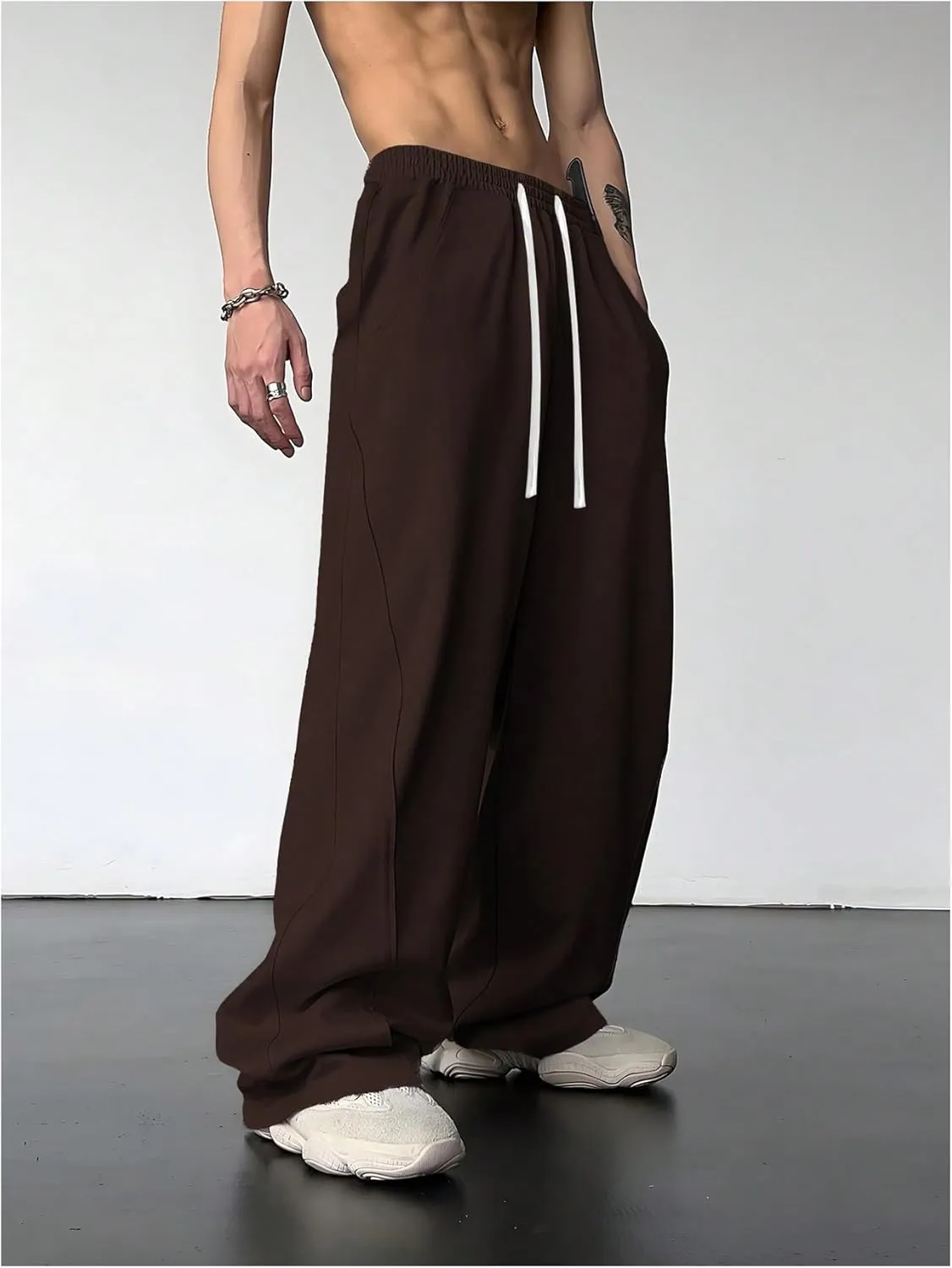 COZYEASE Men's Sweatpants Athletic Drawstring Waist Wide Leg Sweatpants Casual Baggy Pants with Pockets