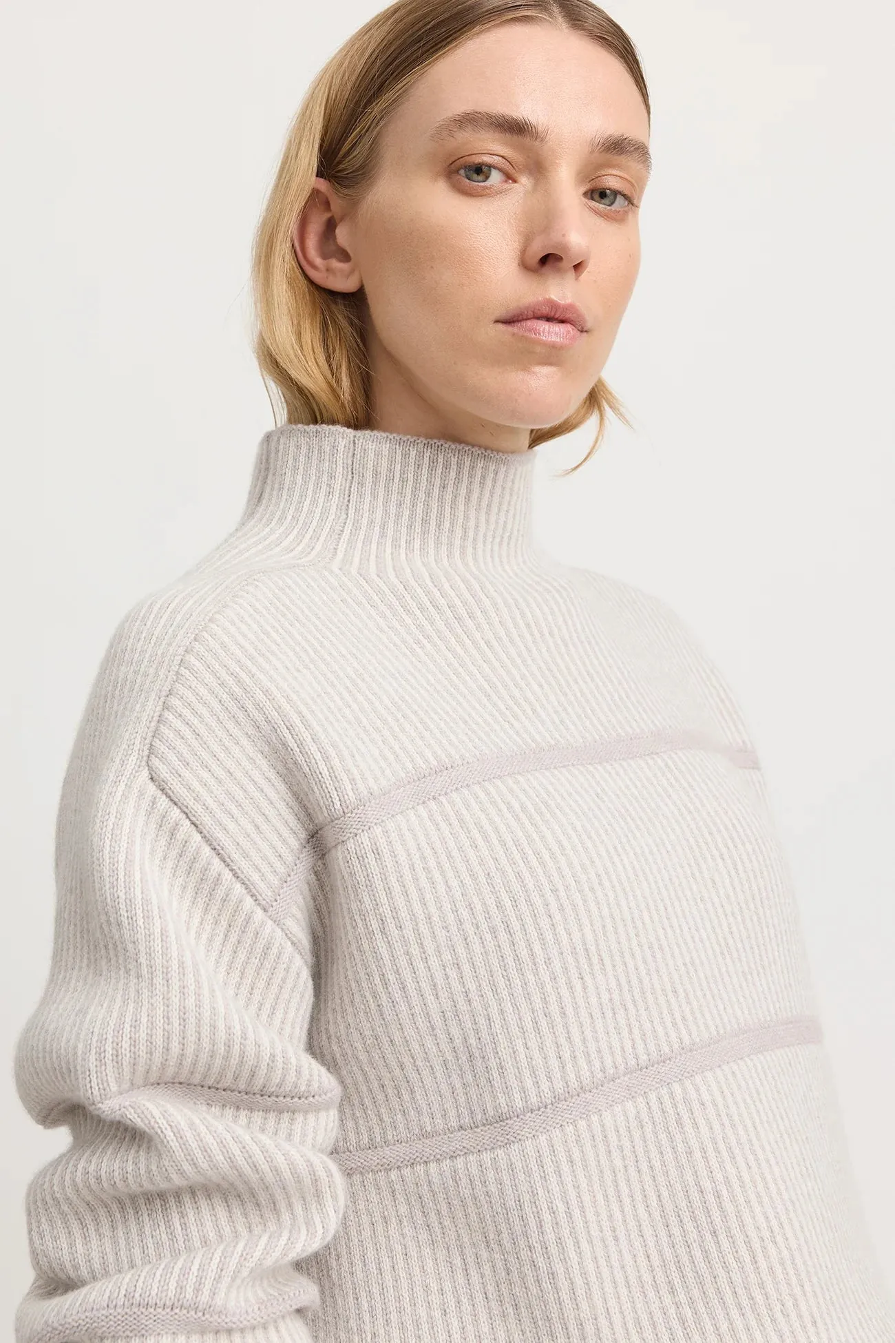 Pin Stripe Funnel | Light oat